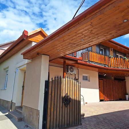Varfal Apartman II Eger Kültér fotó