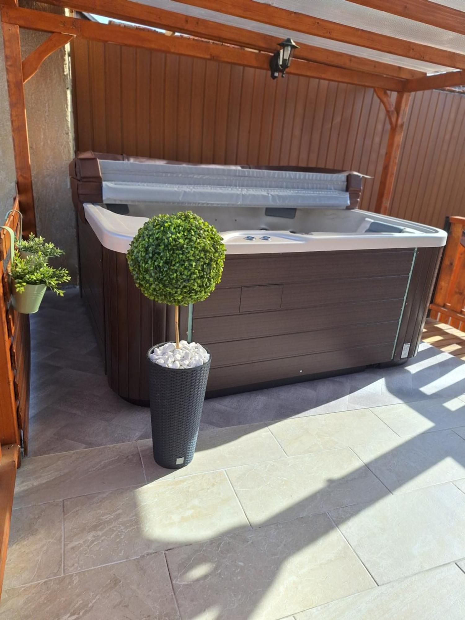 Varfal Apartman II Eger Szoba fotó