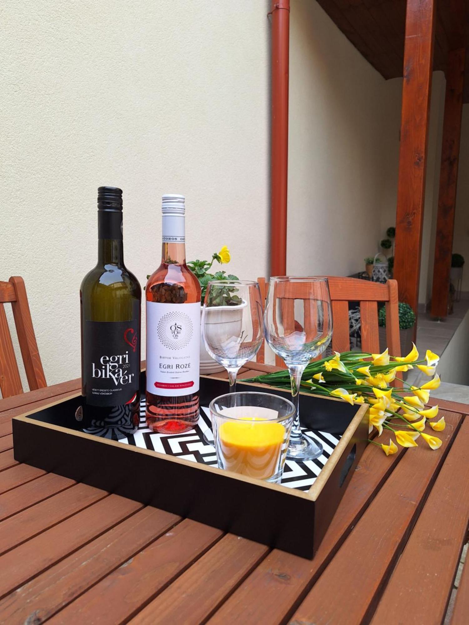 Varfal Apartman II Eger Kültér fotó