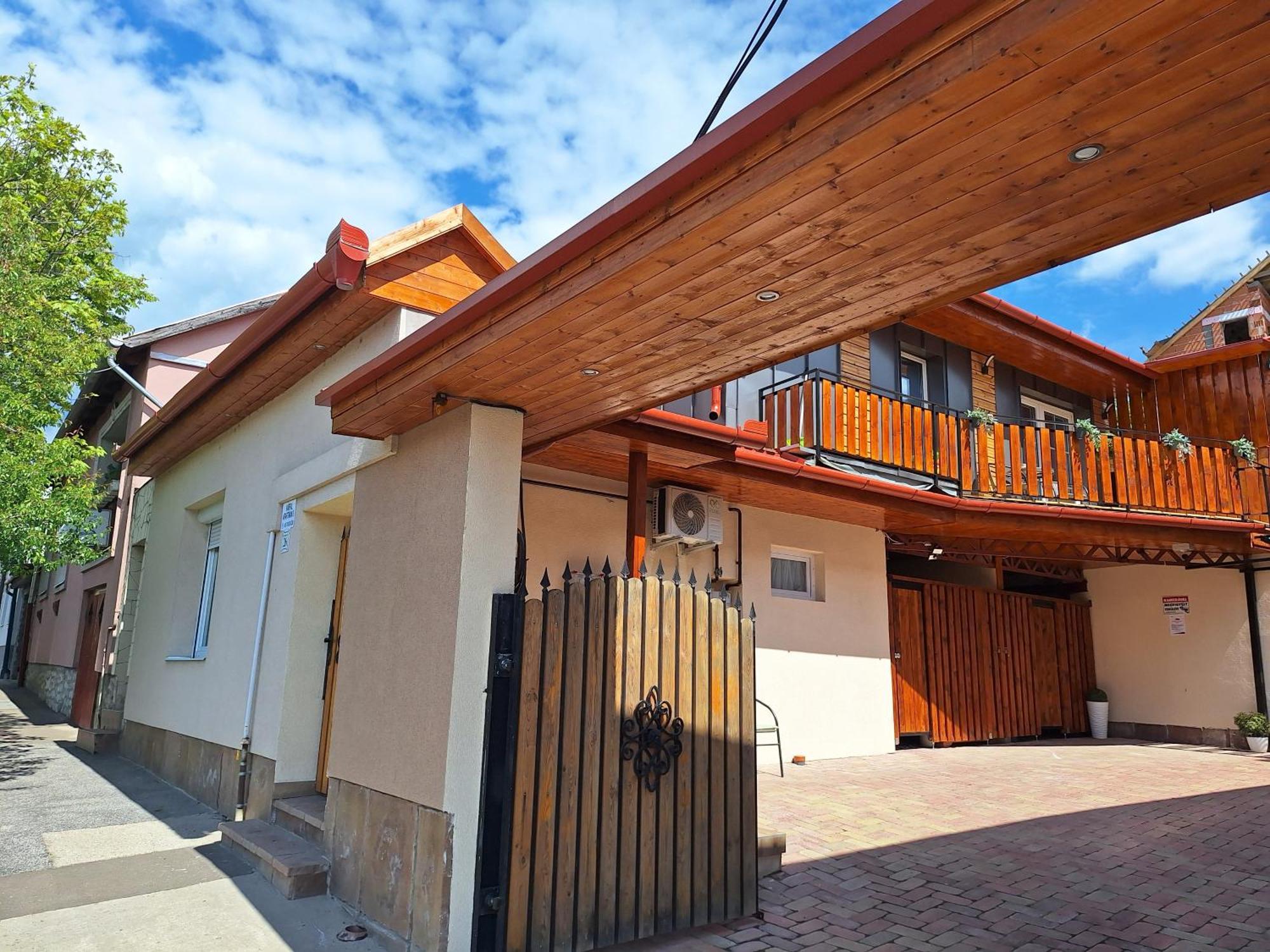 Varfal Apartman II Eger Kültér fotó